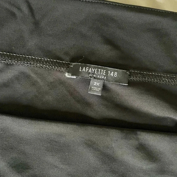 Lafayette 148 New York Black viscose top - Picture 2 of 7